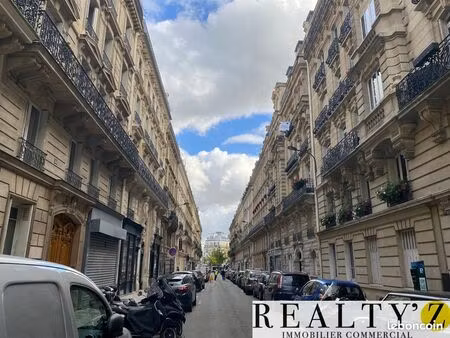 local commercial 60 m²