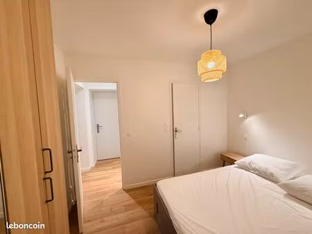 2 pièces refait à neuf – calme sur cour – parmentier / saint-ambroise / square gardette