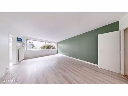 appartement 1 pièce 49 m²