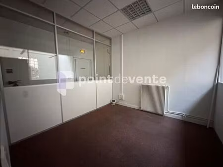 local commercial 153 m²
