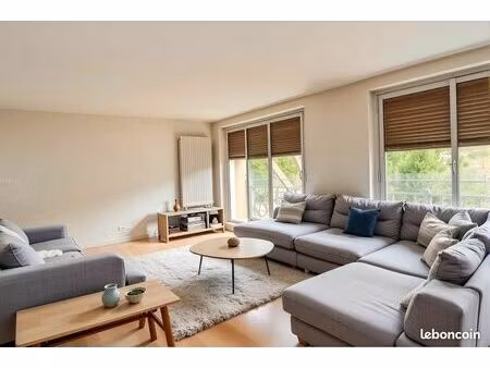 appartement 4 pièces 93 m²