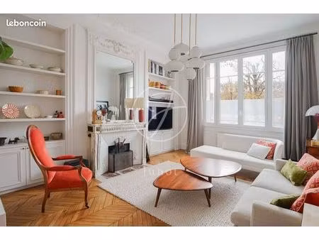 appartement 6 pièces 198 m²