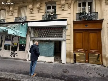 local a louer rue damremont 75018 paris