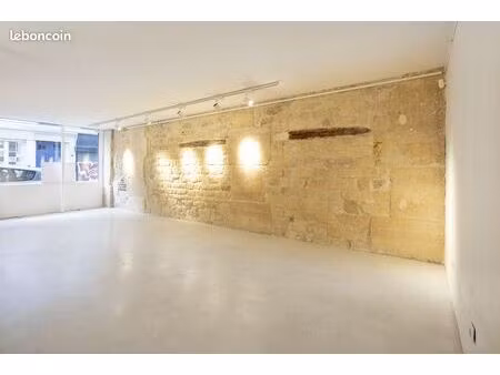 bureaux 213 m² paris