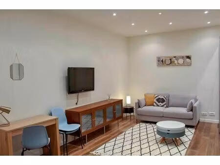 location appartement 1 pièce 32 m² à paris 17 (75017)