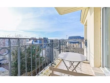 appartement les lilas 43.6 m² t-2 à vendre  350 000 €