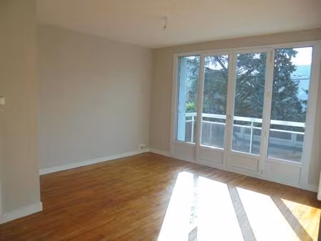 f3 avec balcon secteur fauriel