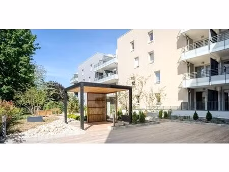 spécial investisseur : appartement t2 loué résidence seniors senioriales de rillieux la pa