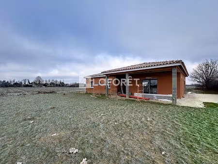 maison neuve à vendre à castelsarrasin - 4 chambres  jardin spacieux