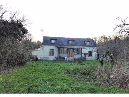 maison au bord de loire