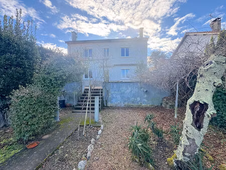 à vendre : rare à saint-girons  maison familiale au coeur de la ville