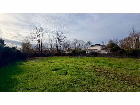 terrain viabilisé à vendre à martignas sur jalle - opportunité rare !