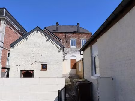 immeuble de rapport dans le centre de fourmies