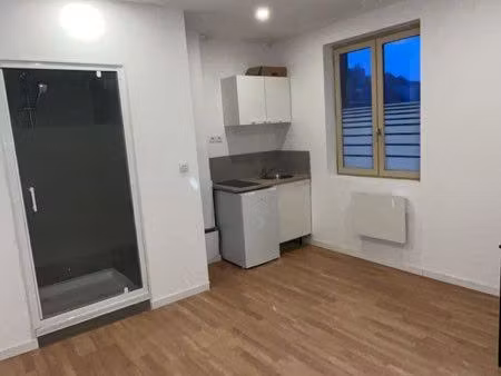 studio rénové proche métro