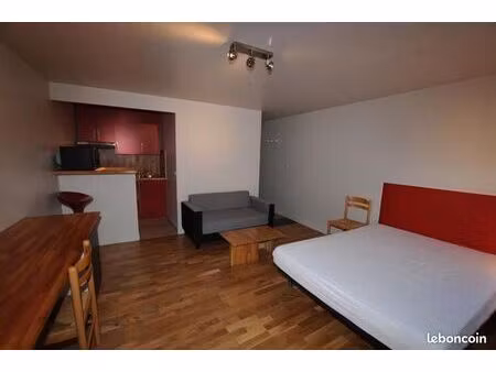 studio étudiant proche place d'aine