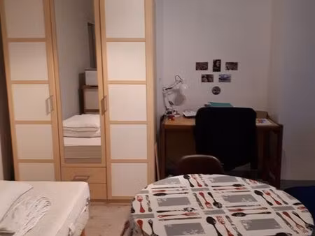 studio 26m2 (parking gare calme)