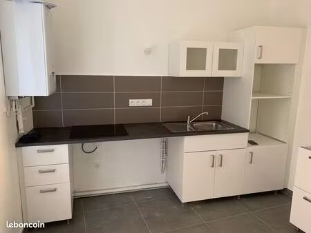 jolie t3 avec exterieur et rdc