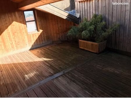 t3 avec terrasse plein centre ville