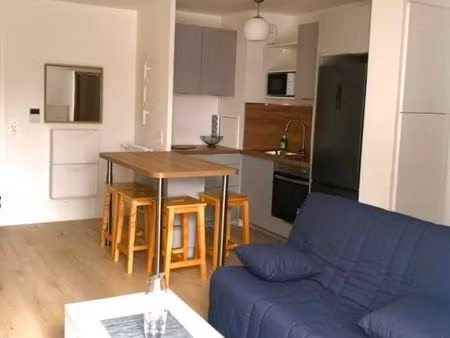 studio 1 pièce 27 m²