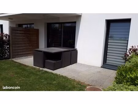 t2 récent terrasse jardin parking centre fouesnant