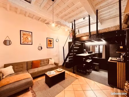 studio meublé 24 m² – bail mobilité – centre historique nîmes