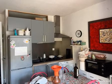 t2 + pking au centre au calme