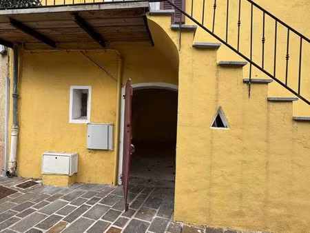 a louer grande cave - stockage - bureau