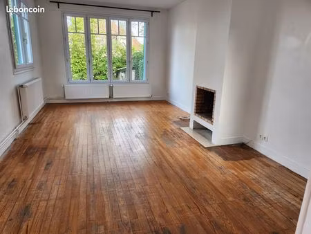 location maison à la celle saint-cloud