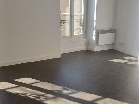 appartement dans petit immeuble