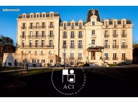 à louer – t3 75 m² – résidence belle époque (2e étage) – box en sous-sol