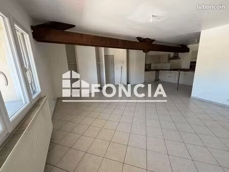 appartement 3 pièces 82 m²