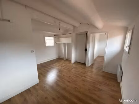 studio non meublé lumineux – calme absolu au cœur du cours julien – marseille 6e