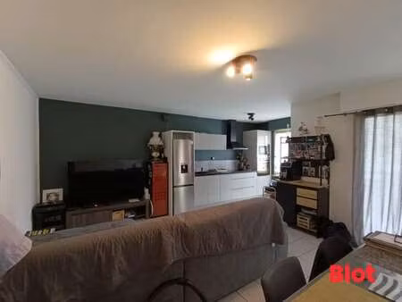 location appartement 2 pièces meublé à vitré (35500) : à louer 2 pièces meublé / 48m² vitr