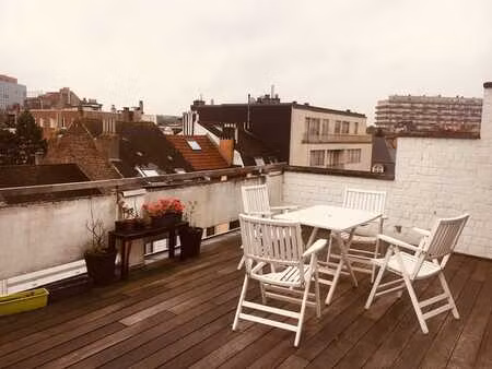 studio a louer avec terrasse