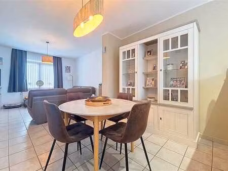 charmante maison avec espace généreux