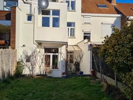 appartement 1 chambre avec jardin