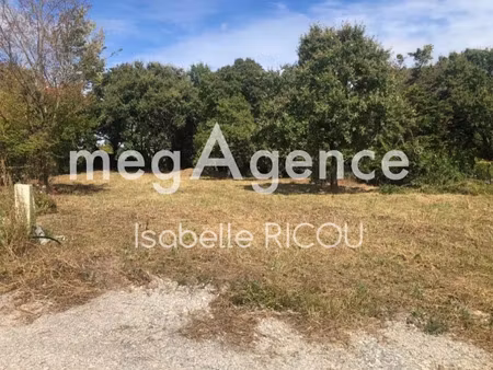 vente terrain à batir 718 m² à le château-d'oléron (17480)  157 400 €
