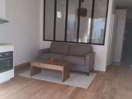 location appartement 2 pièces 34 m² à neuilly-sur-seine (92200)