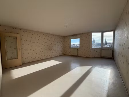 secteur saint-alyre - appartement 3 pièces de 81.6 m²