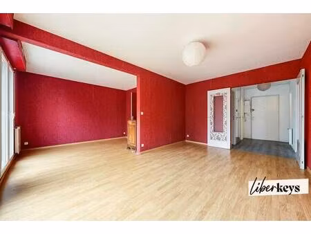 spacieux t4 lumineux avec balcon et parking sécurisé à nantes – quartier rond-point de par