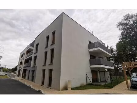 location appartement  m² t-2 à le mée-sur-seine  850 €