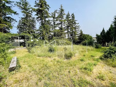 vente terrain 860 m² à riom (63200)  89 900 €