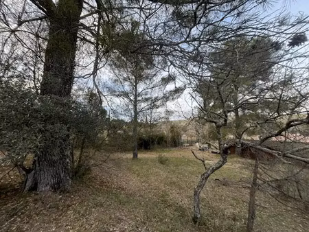 vente terrain 1037 m² à salernes (83690)  125 000 €