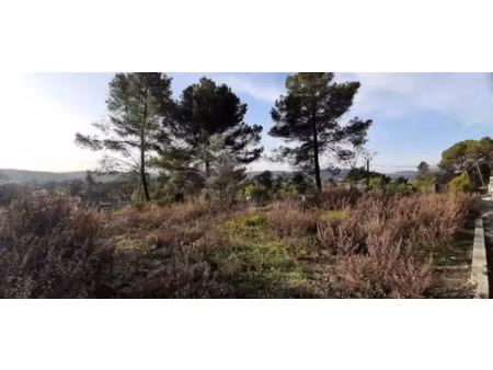 vente terrain 774 m² à draguignan (83300)  162 000 €