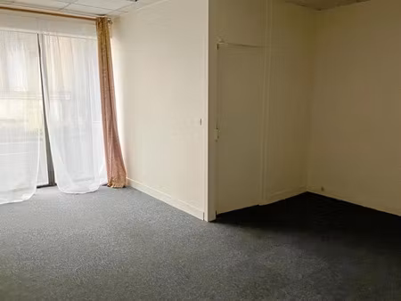 vente locaux professionnels 53 m² à angouleme (16000)  70 250 €