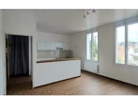 location appartement  39.81 m² t-2 à château-thierry  525 €