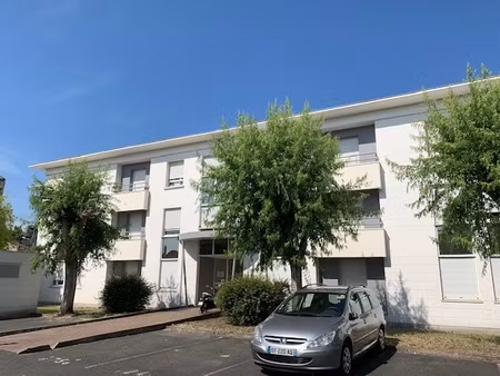 t1 parfait état avec parking - idéal etudiant