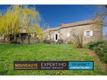 domaine d’exception sur 35 hectares – ancienne ferme fortifiée rénovée au cœur du larzac.