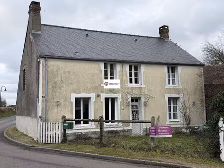maison de famille avec jardin et garage - proche le mêle sur sa