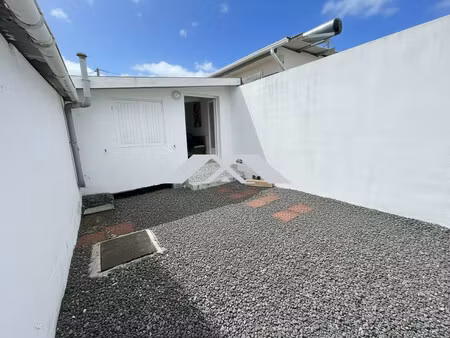 maison t3 louée – le tampon – investissement locatif / proj